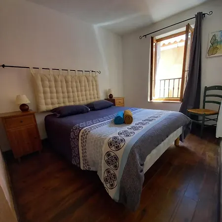 Atypique Dans Maison Du 18eme Siecle بيت للعطل