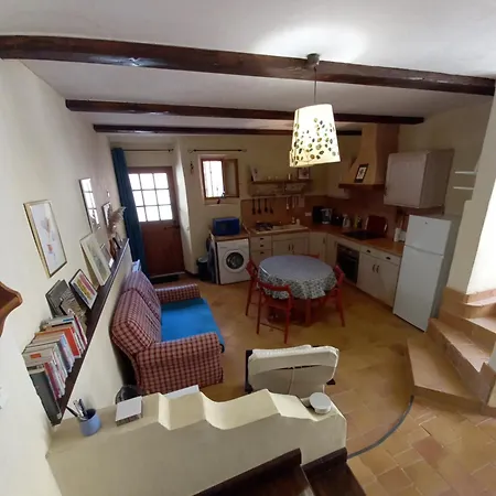 Atypique Dans Maison Du 18eme Siecle بيت للعطل *